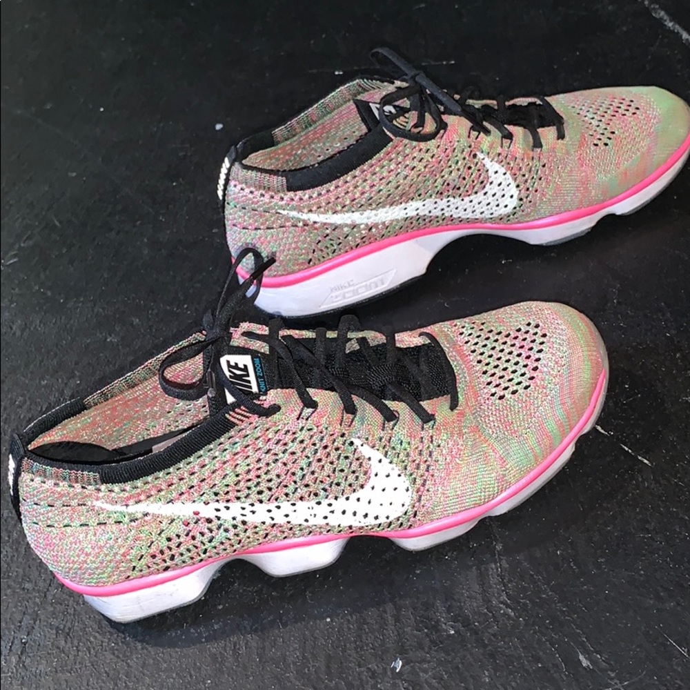 Nike Flyknit Zoom Sneakers